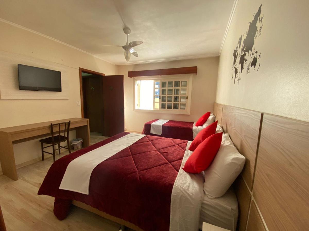 Casa Do Rogerio Hostel - Unidade Shopping Кашиас-ду-Сул Экстерьер фото